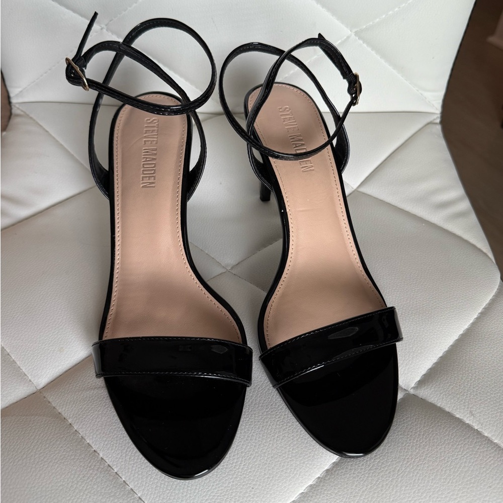 Steve Madden Black Patent Heels